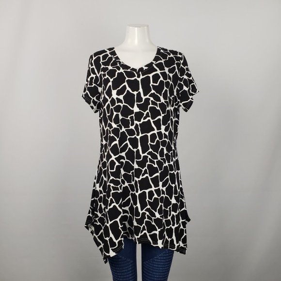 NWT OFV Black Giraffe Print Black Top Size M
